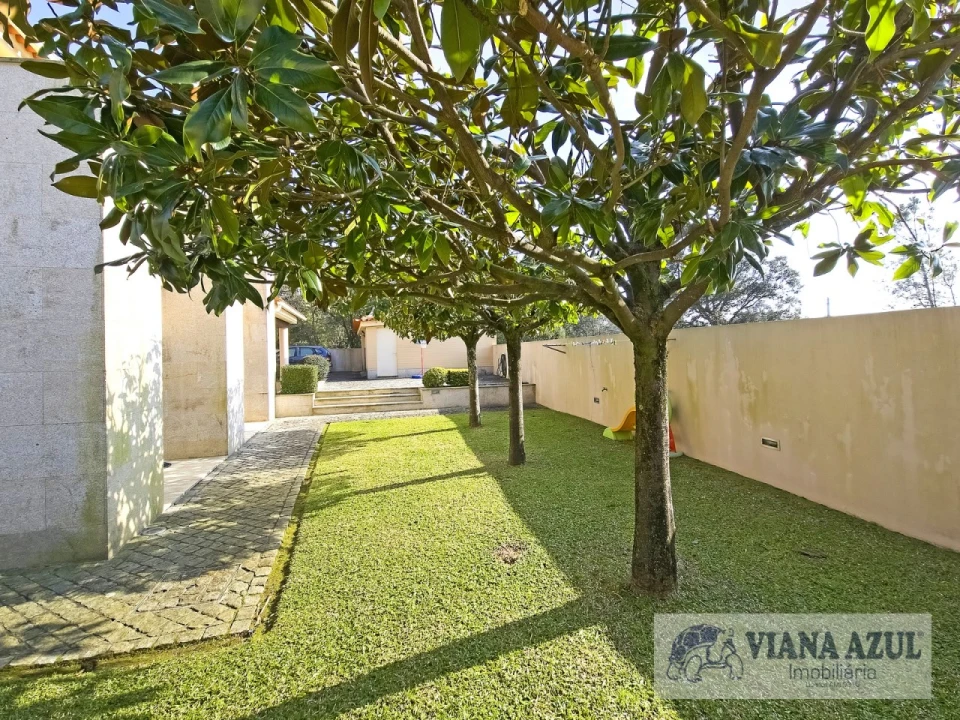 Moradia T3 para Venda em Vila Nova de Anha Foto 9