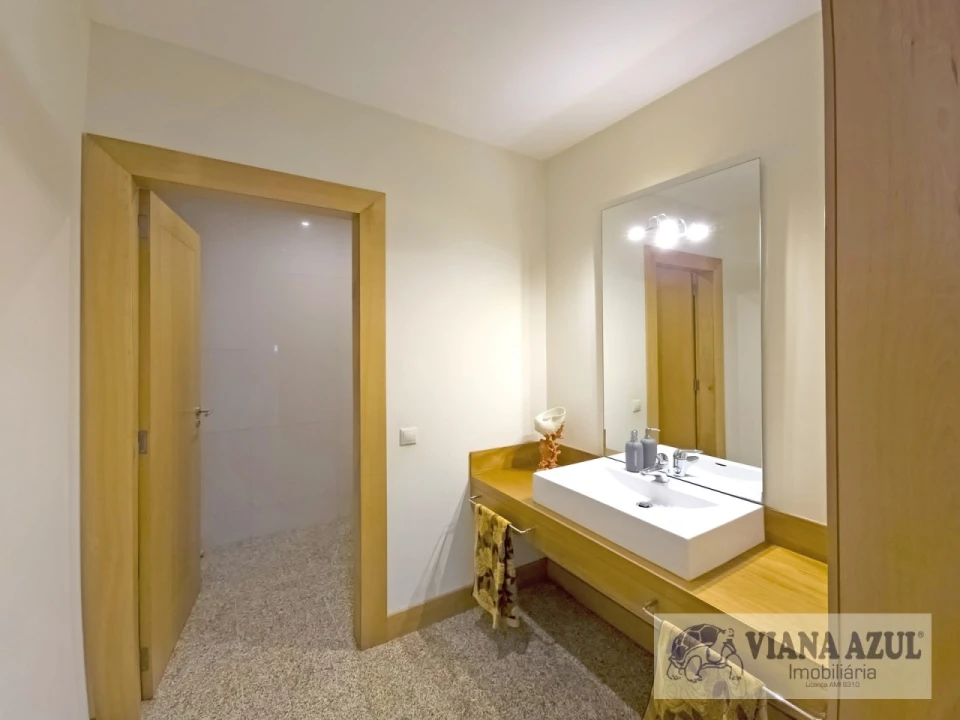 Moradia T3 para Venda em Vila Nova de Anha Foto 21