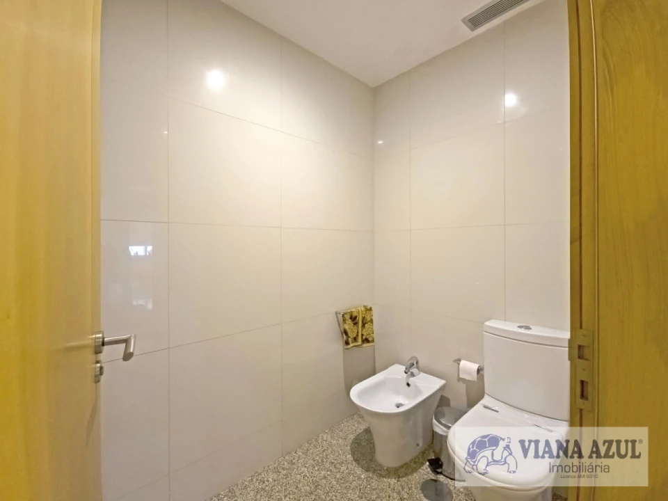 Moradia T3 para Venda em Vila Nova de Anha Foto 22