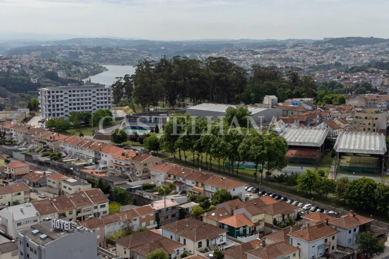 Apartamento T3 para Venda em Campanhã Foto 44