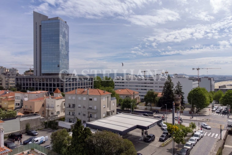 Apartamento T3 para Venda em Campanhã Foto 48