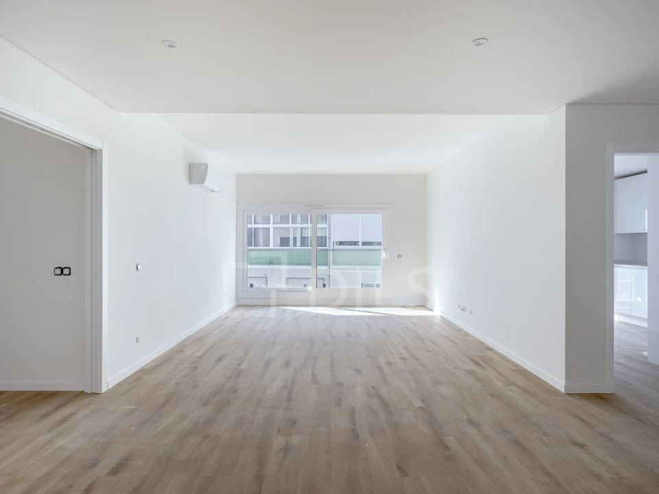 Apartamento T2 para Venda em Almada, Cova da Piedade, Pragal e Cacilhas Foto 8