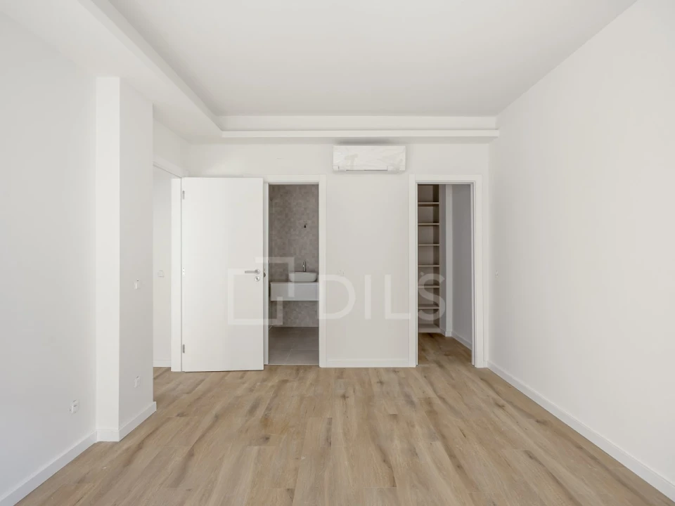 Apartamento T2 para Venda em Almada, Cova da Piedade, Pragal e Cacilhas Foto 16