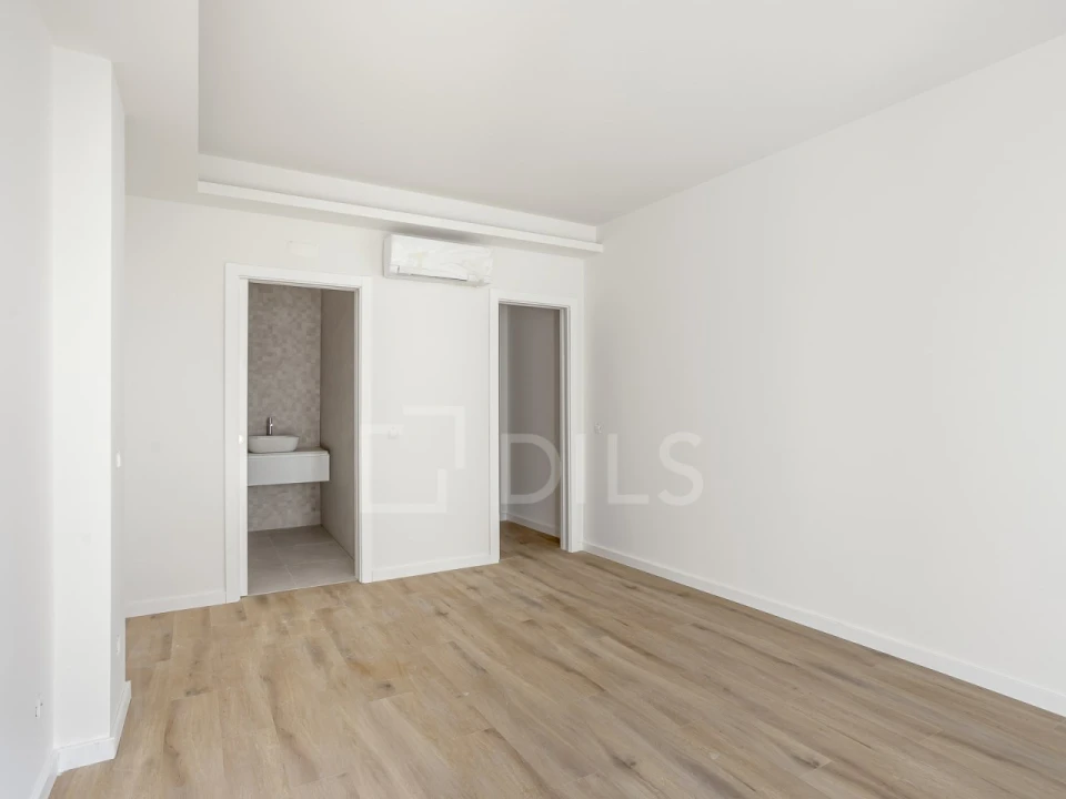 Apartamento T2 para Venda em Almada, Cova da Piedade, Pragal e Cacilhas Foto 17