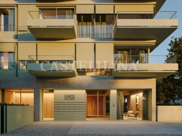 Apartamento T3 para Venda em Lordelo do Ouro e Massarelos