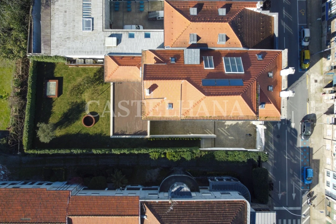 Moradia T6 para Venda em Cedofeita, Santo Ildefonso, Sé, Miragaia, São Nicolau e Vitória Foto 96