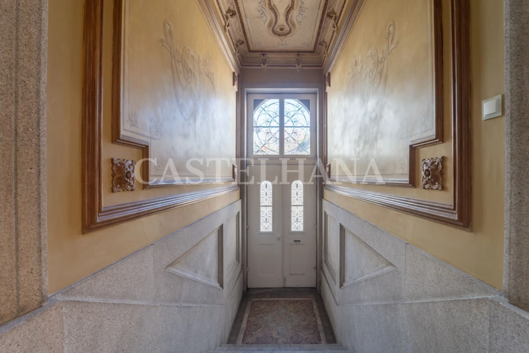 Moradia T6 para Venda em Cedofeita, Santo Ildefonso, Sé, Miragaia, São Nicolau e Vitória Foto 3