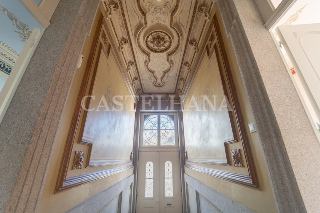 Moradia T6 para Venda em Cedofeita, Santo Ildefonso, Sé, Miragaia, São Nicolau e Vitória Foto 4