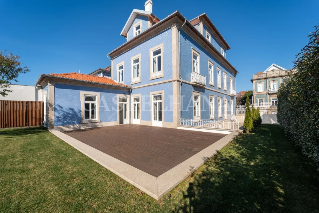 Moradia T6 para Venda em Cedofeita, Santo Ildefonso, Sé, Miragaia, São Nicolau e Vitória Foto 1