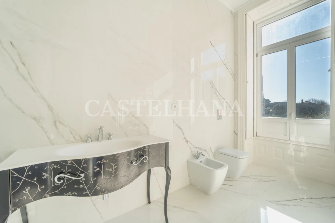 Moradia T6 para Venda em Cedofeita, Santo Ildefonso, Sé, Miragaia, São Nicolau e Vitória Foto 36