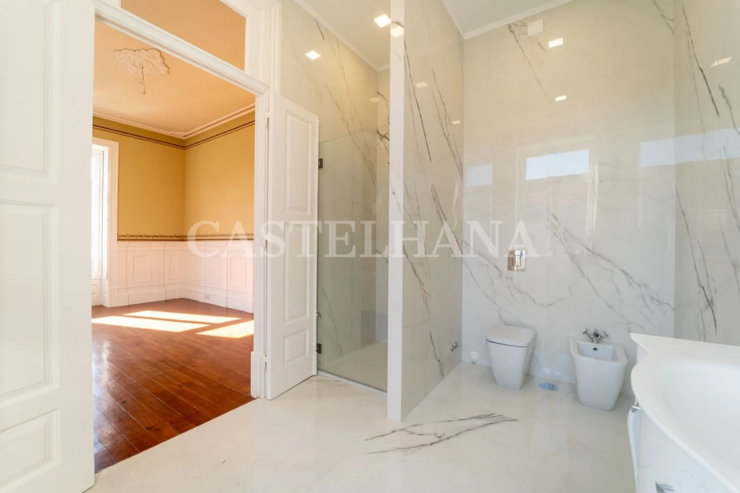 Moradia T6 para Venda em Cedofeita, Santo Ildefonso, Sé, Miragaia, São Nicolau e Vitória Foto 42