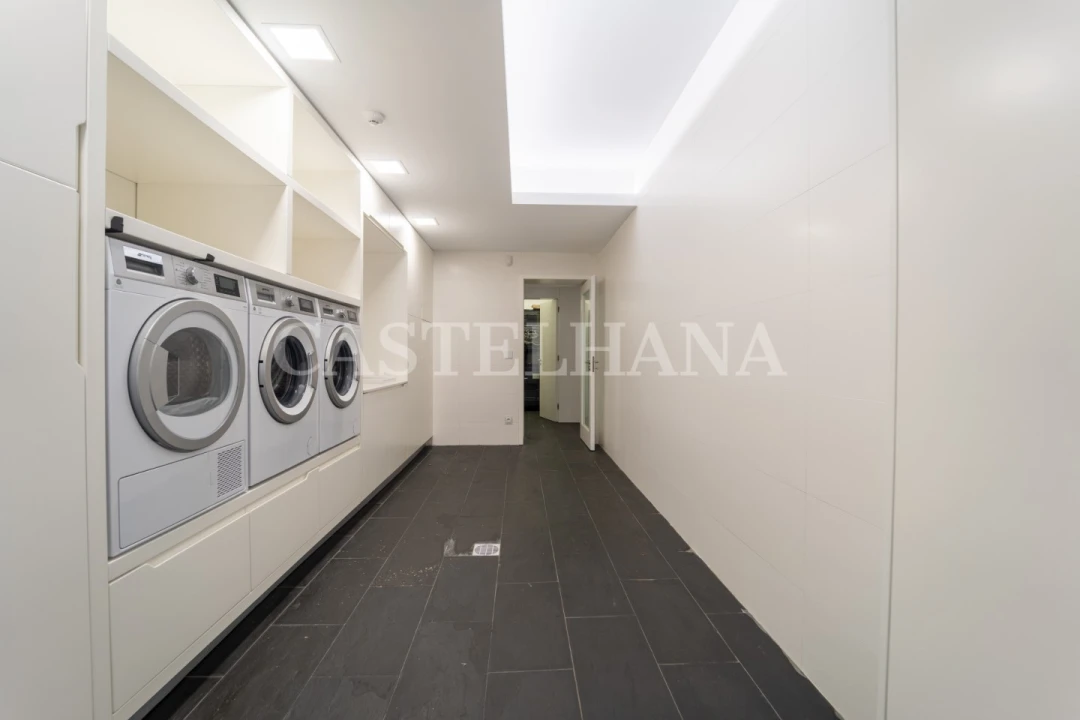 Moradia T6 para Venda em Cedofeita, Santo Ildefonso, Sé, Miragaia, São Nicolau e Vitória Foto 78