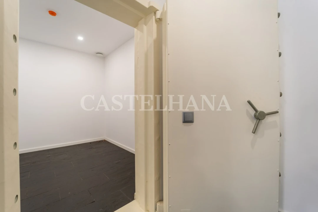 Moradia T6 para Venda em Cedofeita, Santo Ildefonso, Sé, Miragaia, São Nicolau e Vitória Foto 85