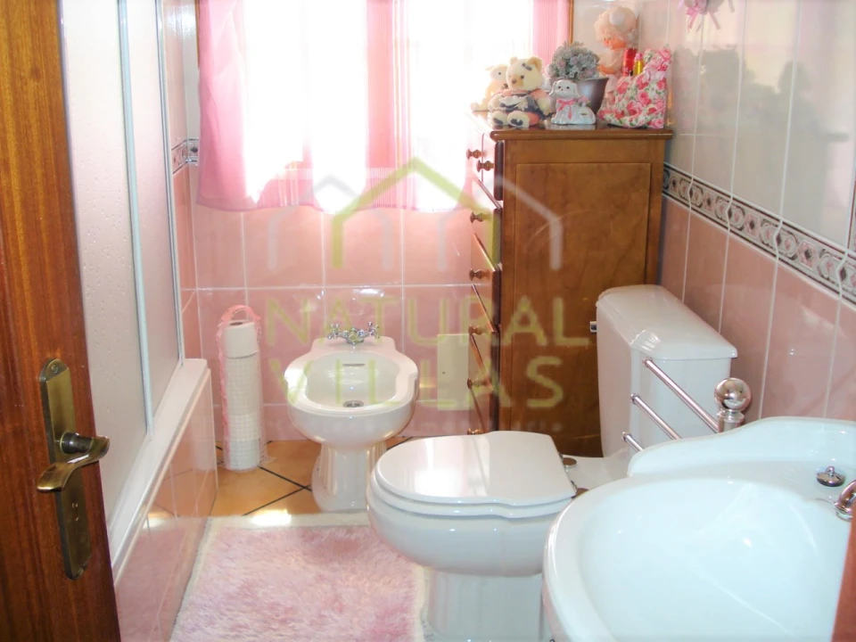 Moradia T5 para Venda em Conceição e Estoi Foto 10