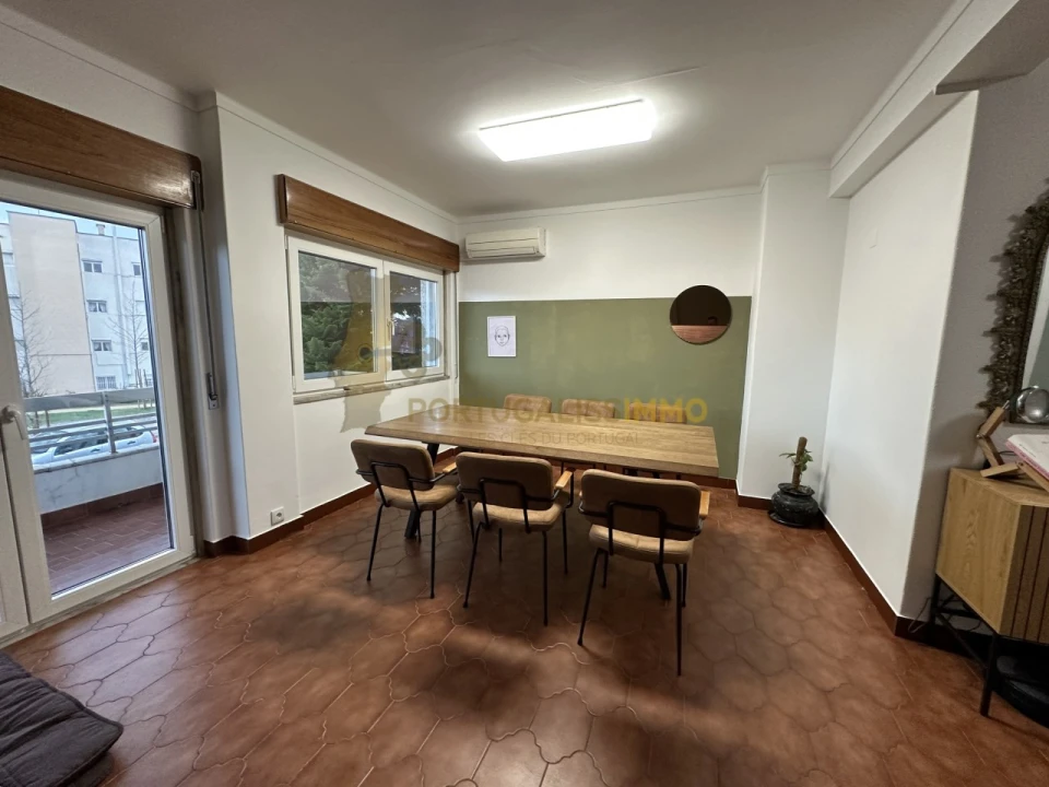 Moradia T5 para Venda em São João Baptista e Santa Maria dos Olivais Foto 23