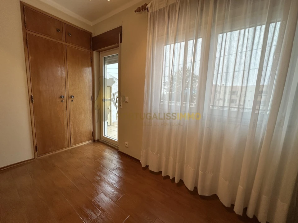 Moradia T5 para Venda em São João Baptista e Santa Maria dos Olivais Foto 36