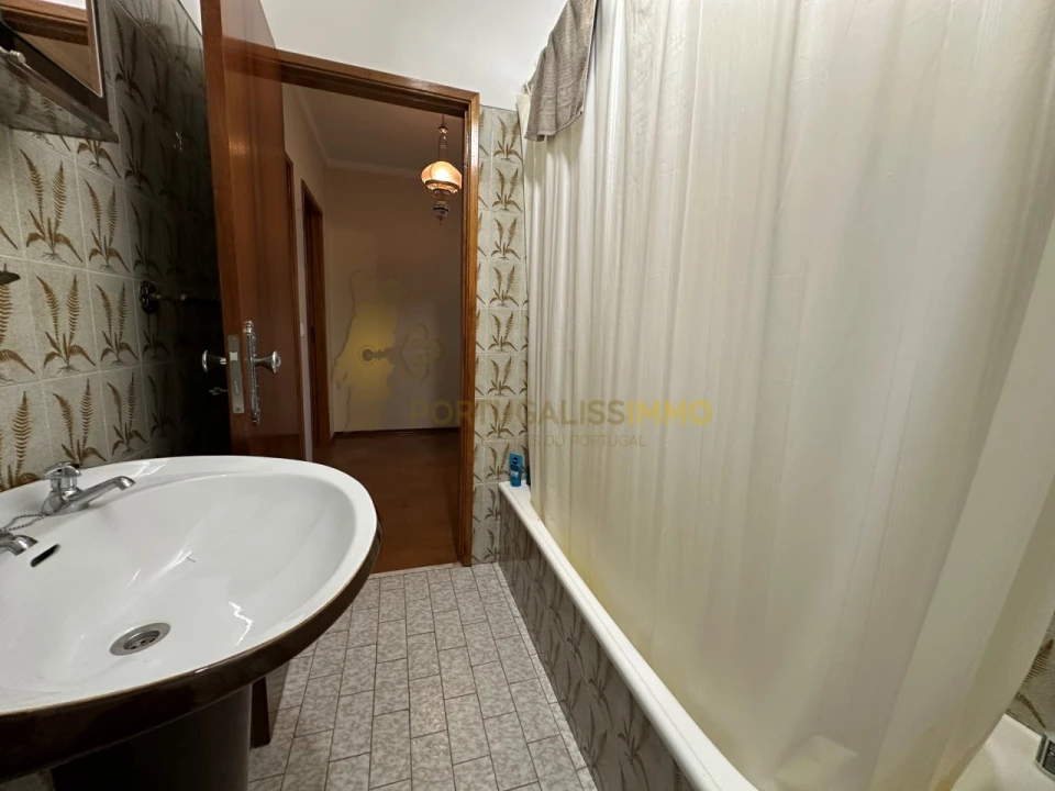 Moradia T5 para Venda em São João Baptista e Santa Maria dos Olivais Foto 37