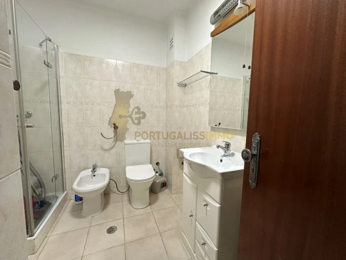 Moradia T5 para Venda em São João Baptista e Santa Maria dos Olivais Foto 7