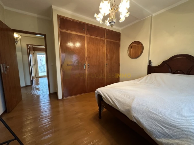 Moradia T5 para Venda em São João Baptista e Santa Maria dos Olivais Foto 10