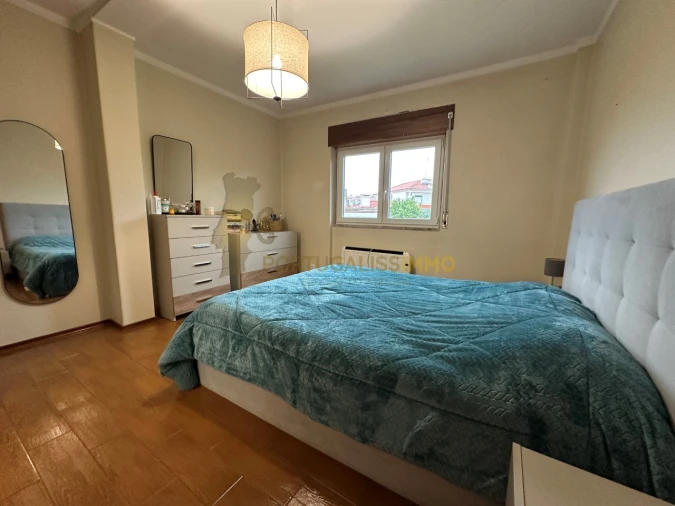 Moradia T5 para Venda em São João Baptista e Santa Maria dos Olivais Foto 9