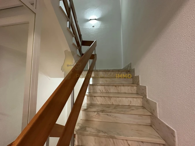 Moradia T5 para Venda em São João Baptista e Santa Maria dos Olivais Foto 30