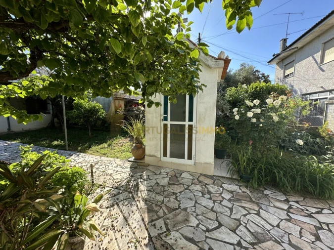 Moradia T5 para Venda em São João Baptista e Santa Maria dos Olivais Foto 39