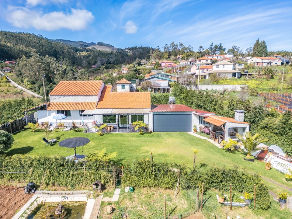 Moradia T3 para Venda em Santo Antonio da Serra Foto 44