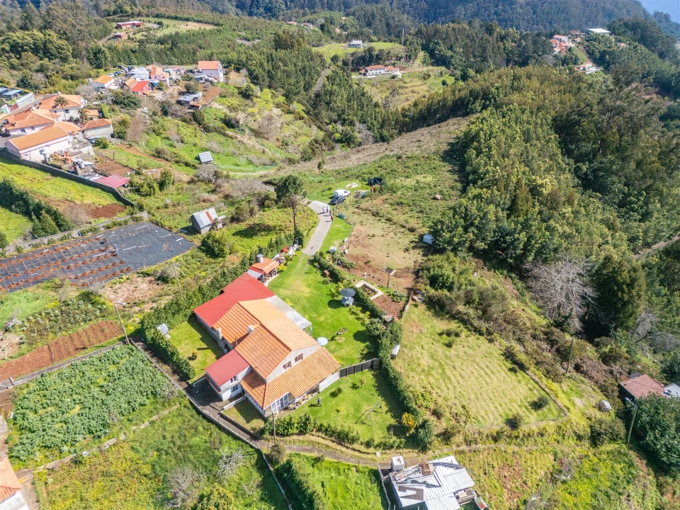 Moradia T3 para Venda em Santo Antonio da Serra Foto 31