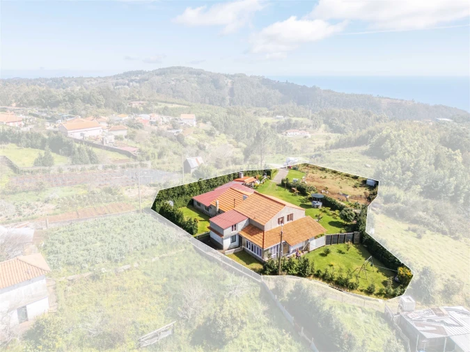 Moradia T3 para Venda em Santo Antonio da Serra Foto 48