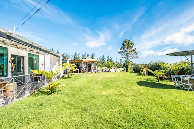 Moradia T3 para Venda em Santo Antonio da Serra