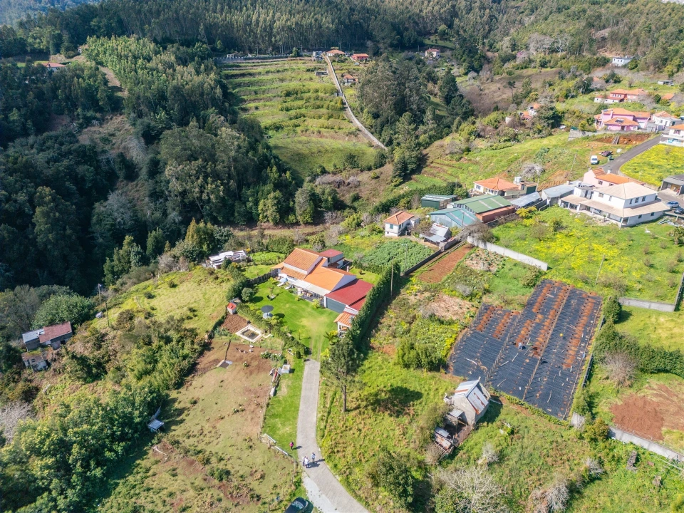 Moradia T3 para Venda em Santo Antonio da Serra Foto 38