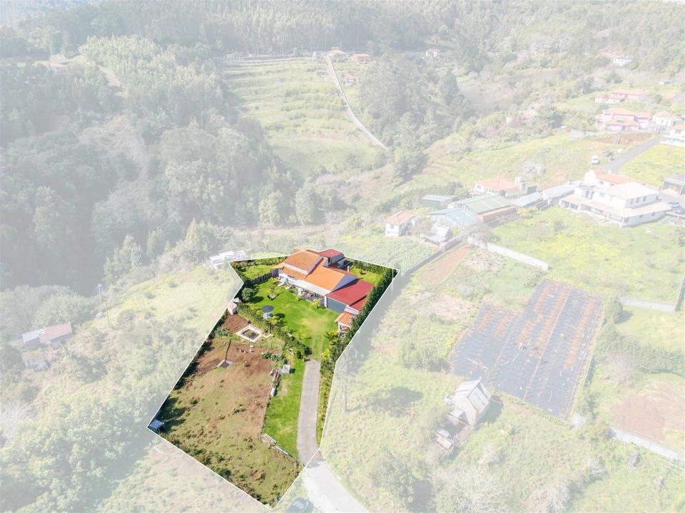 Moradia T3 para Venda em Santo Antonio da Serra Foto 39