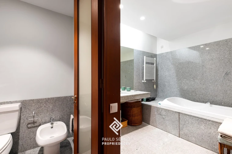 Moradia T6 para Venda em Pencelo Foto 19