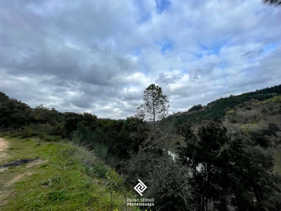 Terreno para Venda em Penhalonga e Paços de Gaiolo Foto 10