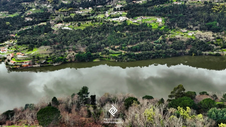 Terreno para Venda em Penhalonga e Paços de Gaiolo Foto 6