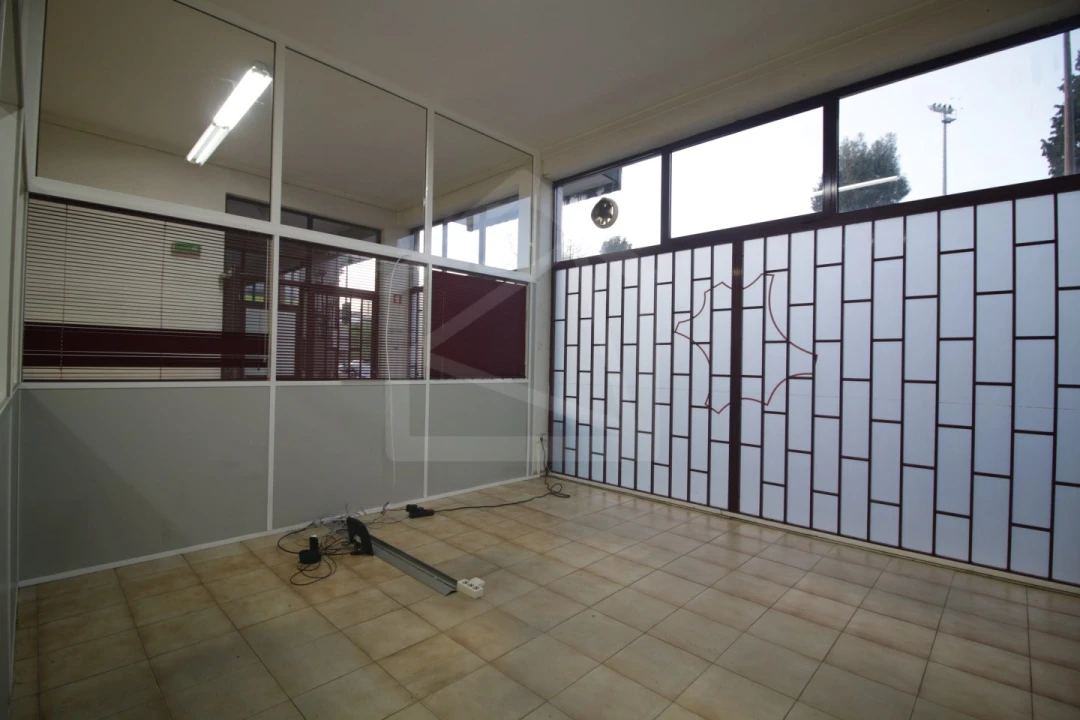 Loja para Venda em São João da Madeira Foto 6