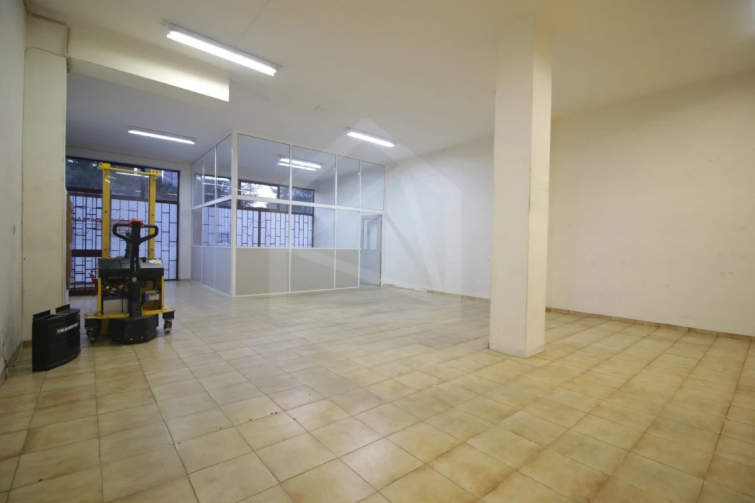 Loja para Venda em São João da Madeira Foto 7