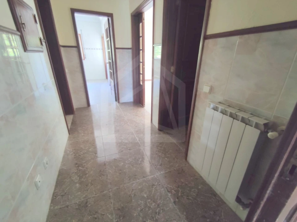 Apartamento T3 para Venda em Carregosa Foto 6