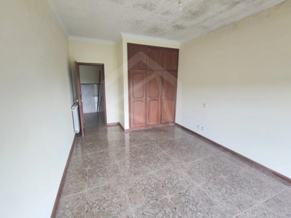 Apartamento T3 para Venda em Carregosa Foto 12