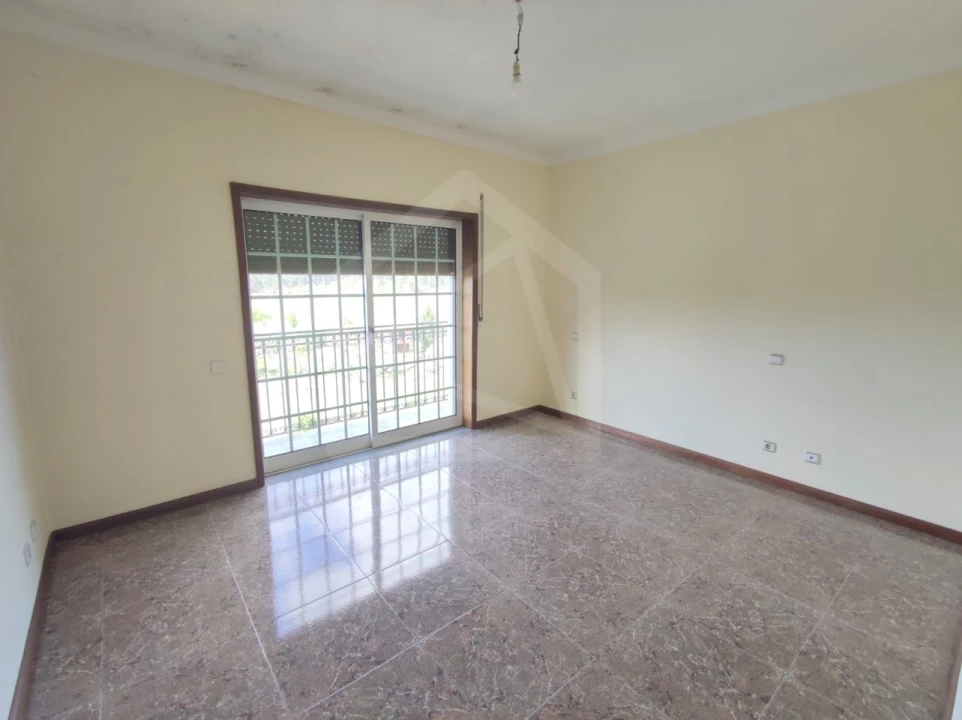 Apartamento T3 para Venda em Carregosa Foto 18