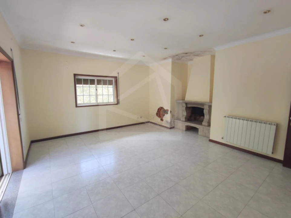 Apartamento T3 para Venda em Carregosa Foto 30