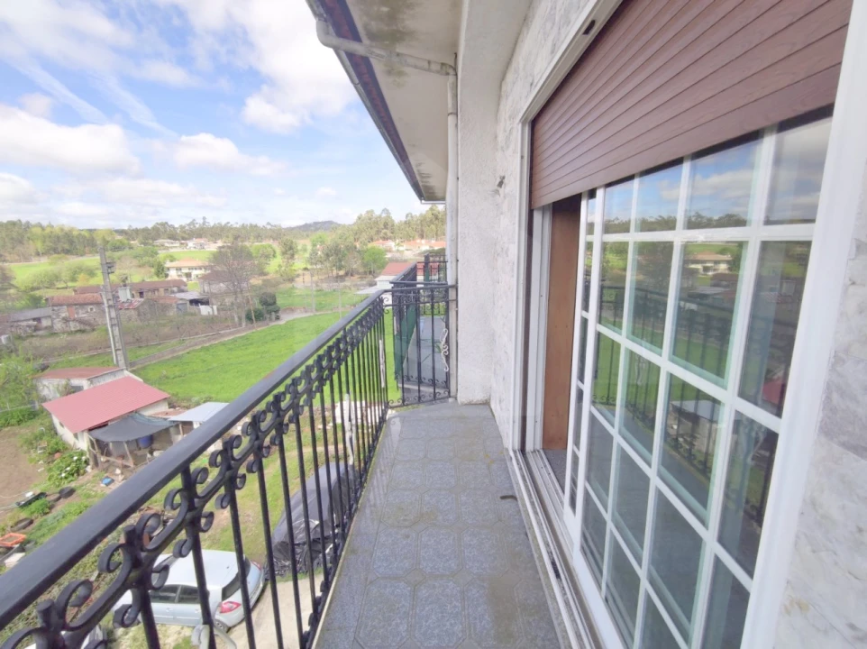 Apartamento T3 para Venda em Carregosa Foto 20