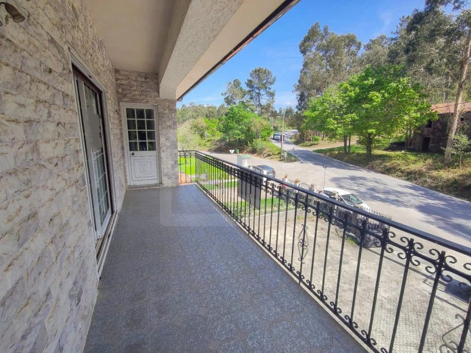 Apartamento T3 para Venda em Carregosa Foto 21