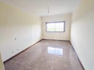 Apartamento T3 para Venda em Carregosa