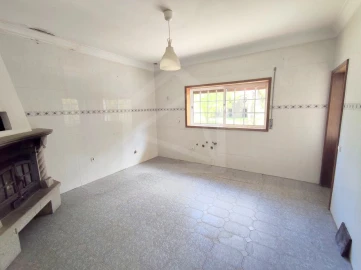 Apartamento T3 para Venda em Carregosa