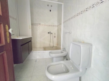 Apartamento T3 para Venda em Carregosa