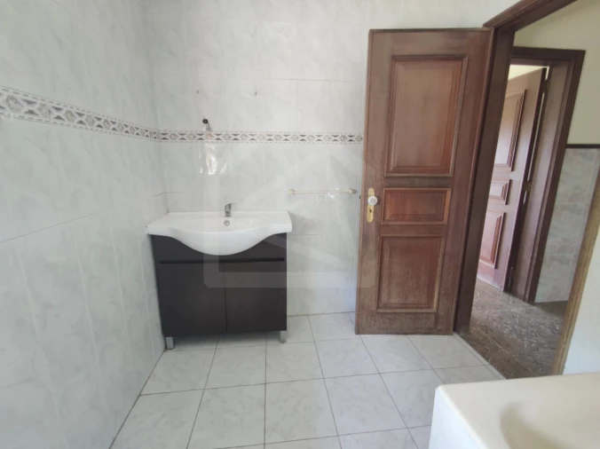 Apartamento T3 para Venda em Carregosa Foto 8