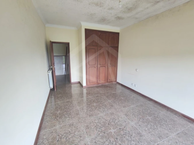 Apartamento T3 para Venda em Carregosa Foto 12