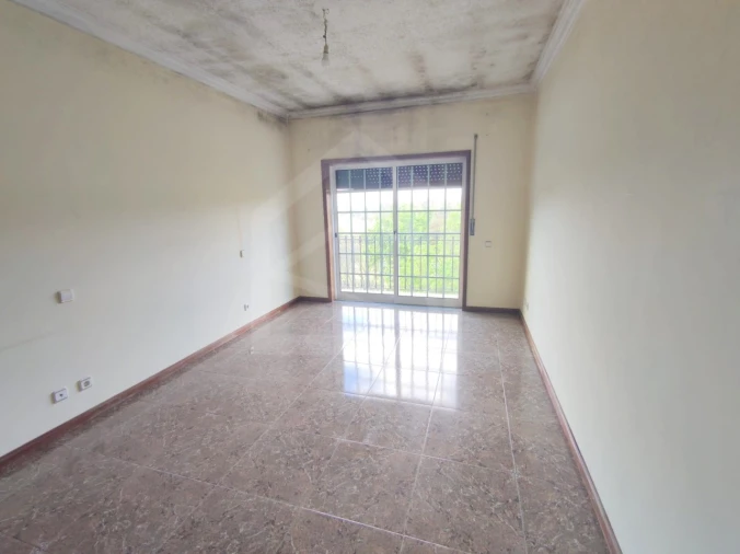 Apartamento T3 para Venda em Carregosa Foto 13
