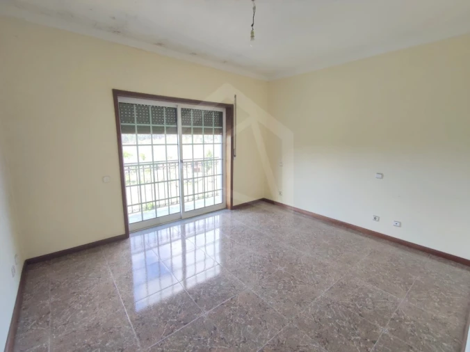 Apartamento T3 para Venda em Carregosa Foto 18